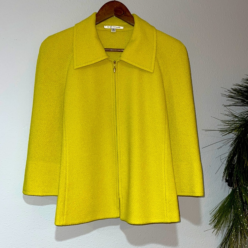 St.John Knitted women's suit